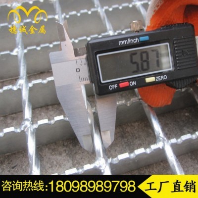 封管機與不銹鋼可調(diào)合頁 工業(yè)應(yīng)用與設(shè)計優(yōu)勢